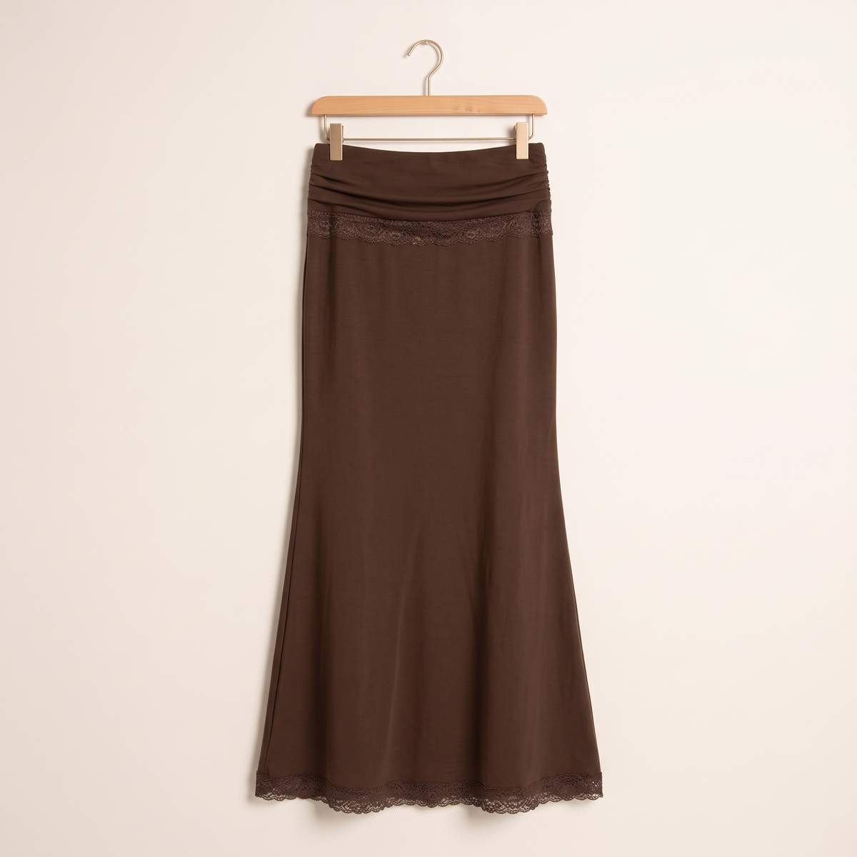 Melvanna Bruine Maxi-Rok met Kanten Rand