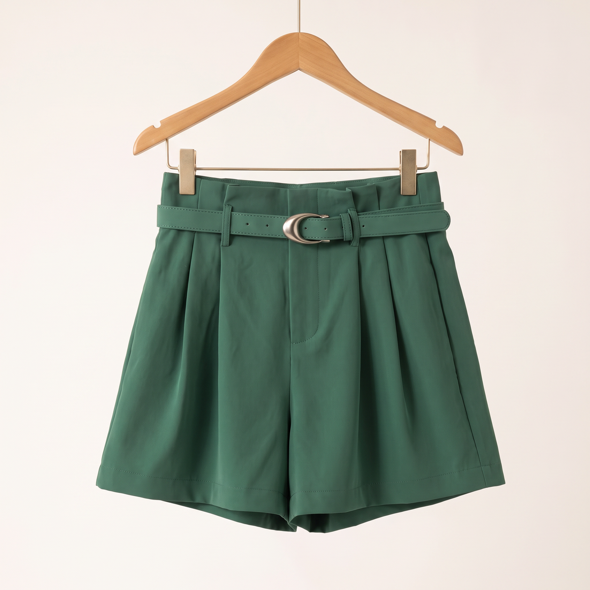 Noreva geplooide short met ceintuur
