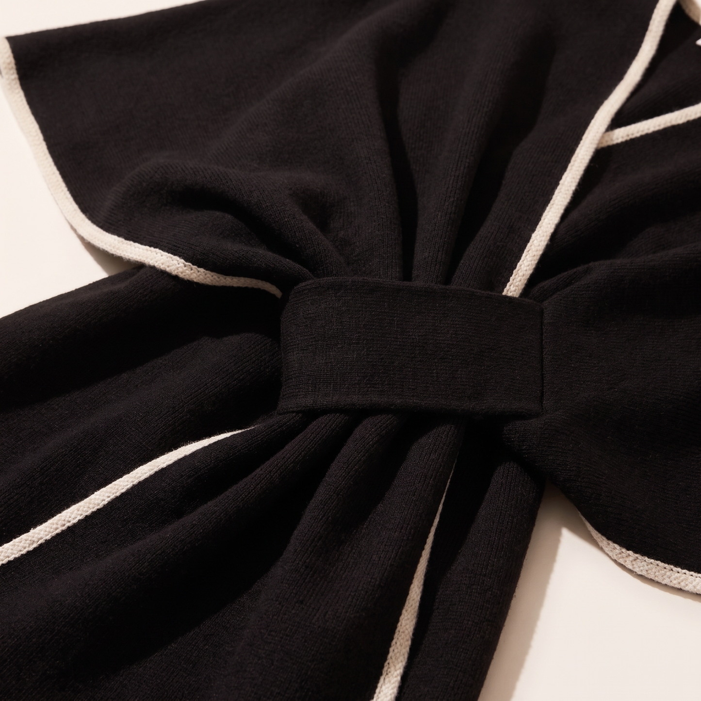 Maelle Cape-omslagdoek met Contrasterende Rand