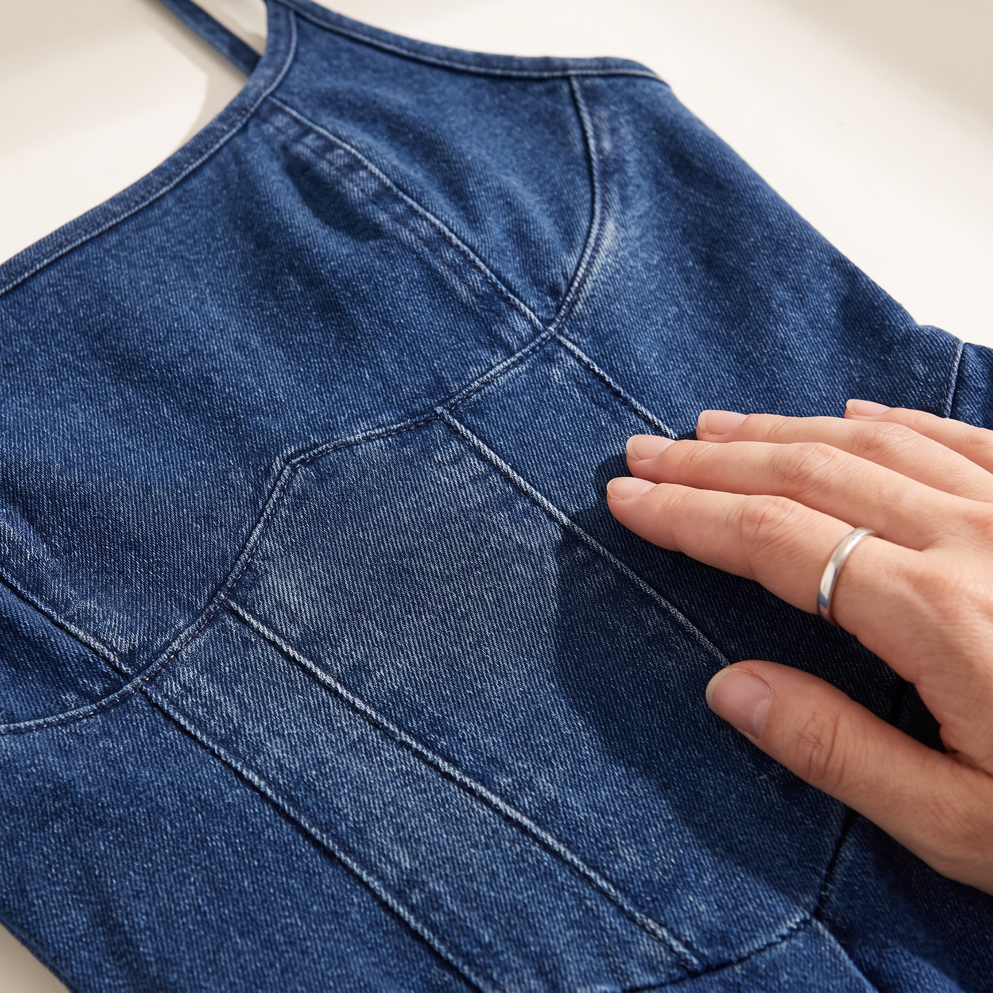 Marina mini-jurk met strikdetail