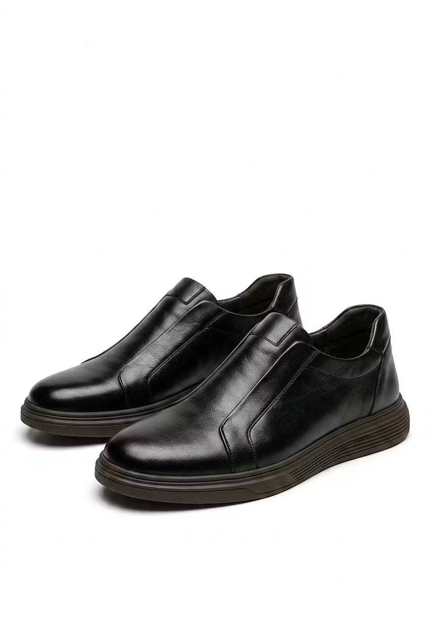 Monarch Slip Court Sneakers