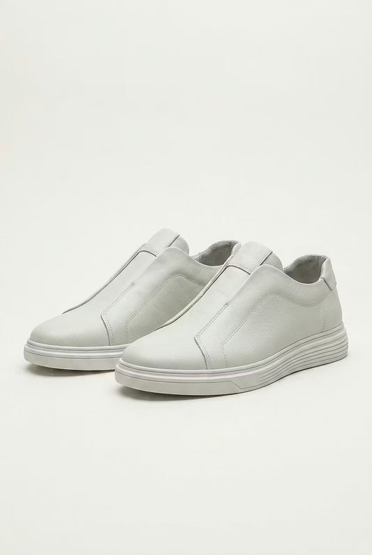 Monarch court slip-on sneakers