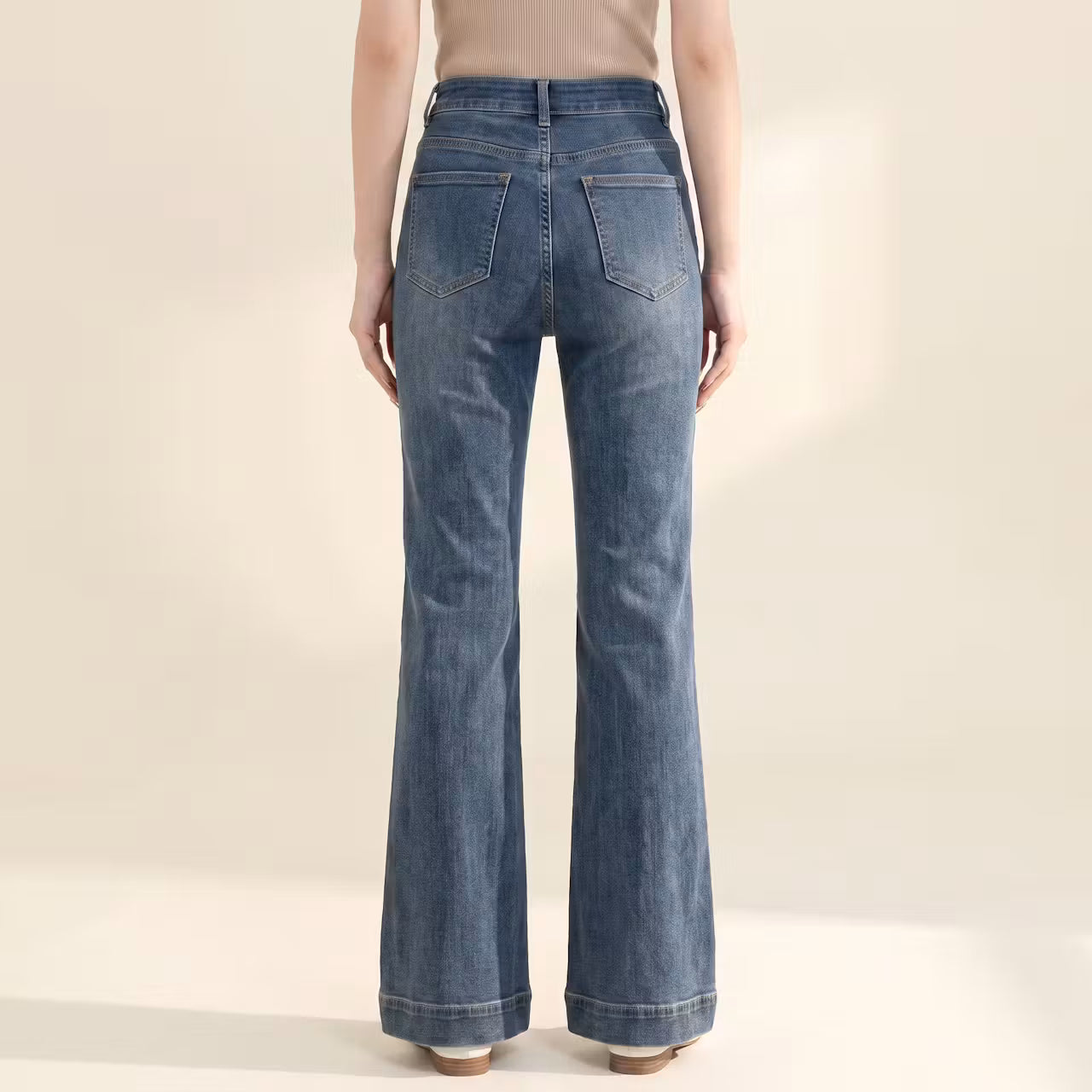 Elara Flared Jeans