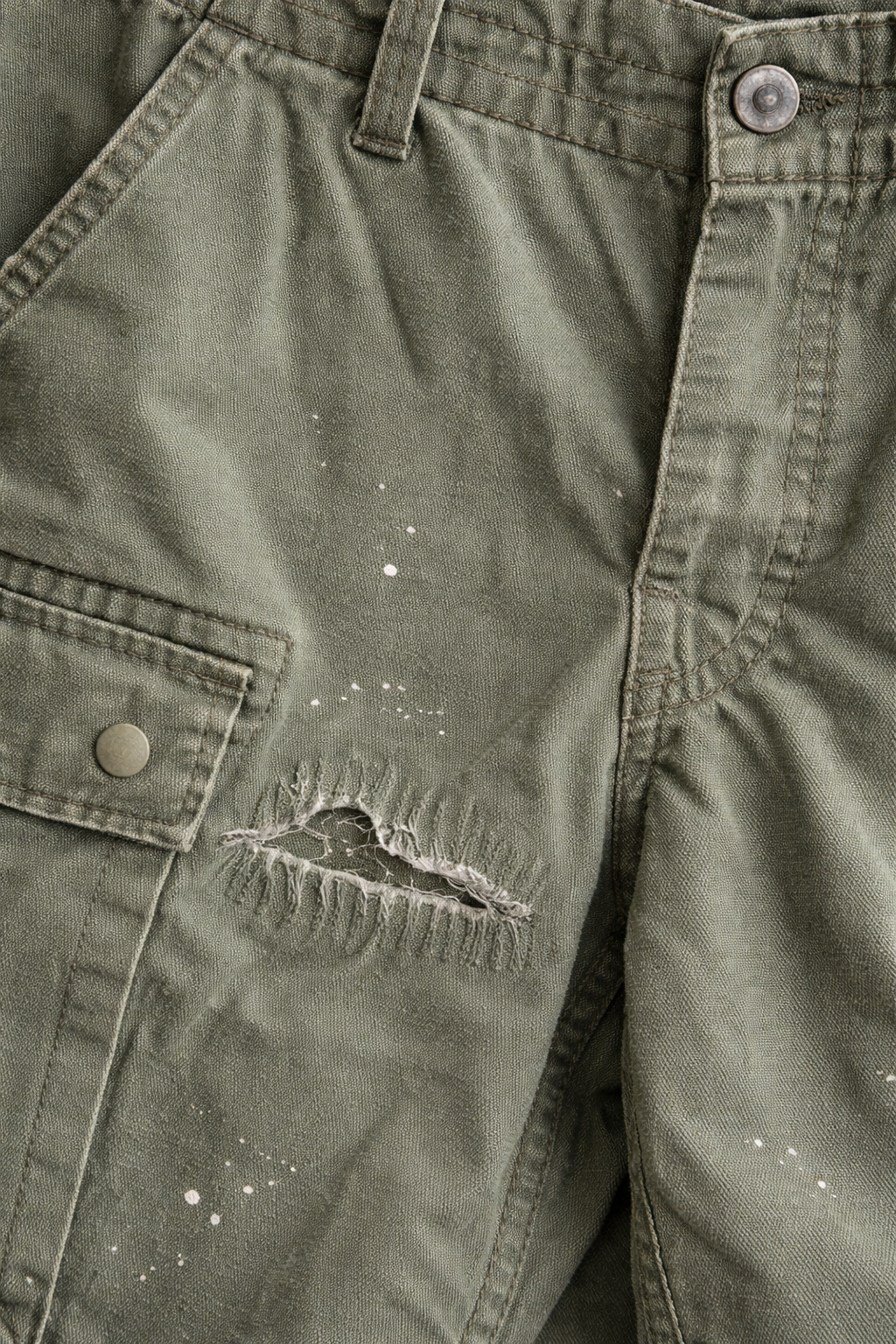 Men’s Cargo Pants With Straight Fit Utility Pockets And Structured Design