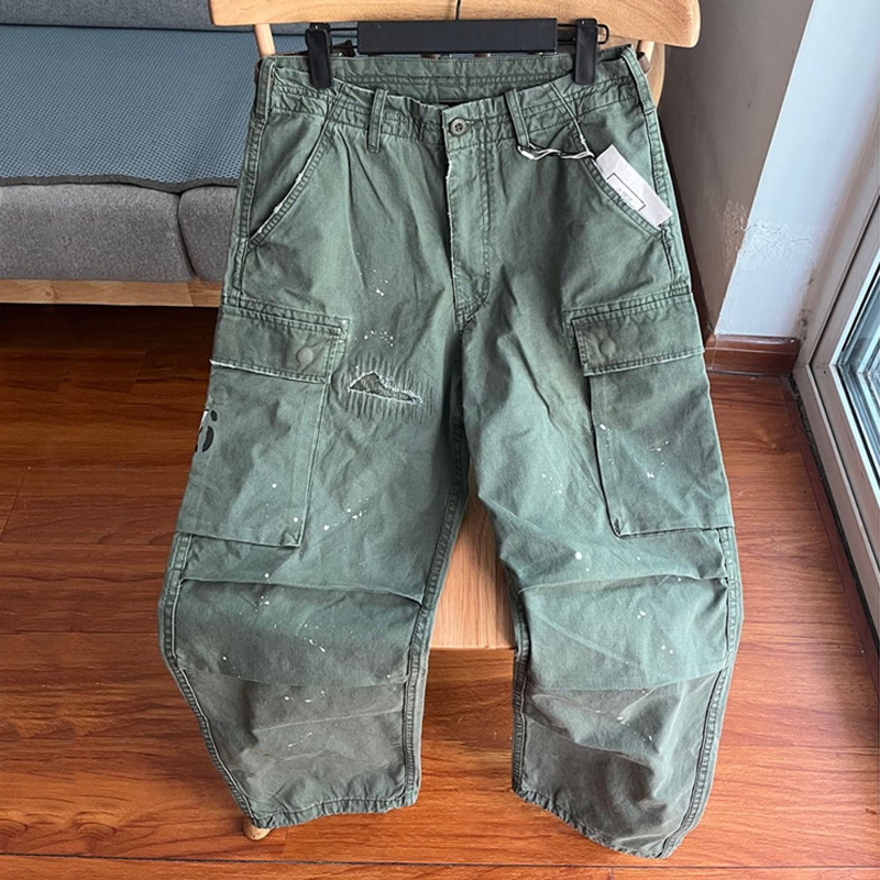 Men’s Cargo Pants With Straight Fit Utility Pockets And Structured Design