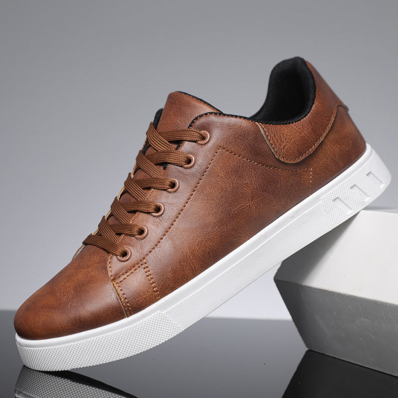 Men’s Suede Low-Top Sneaker