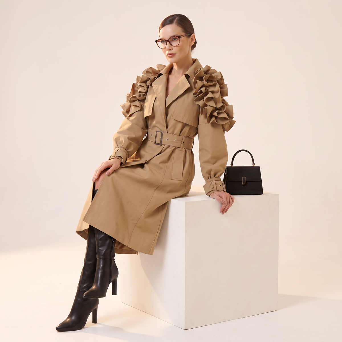 Arlette trenchcoat met ruches