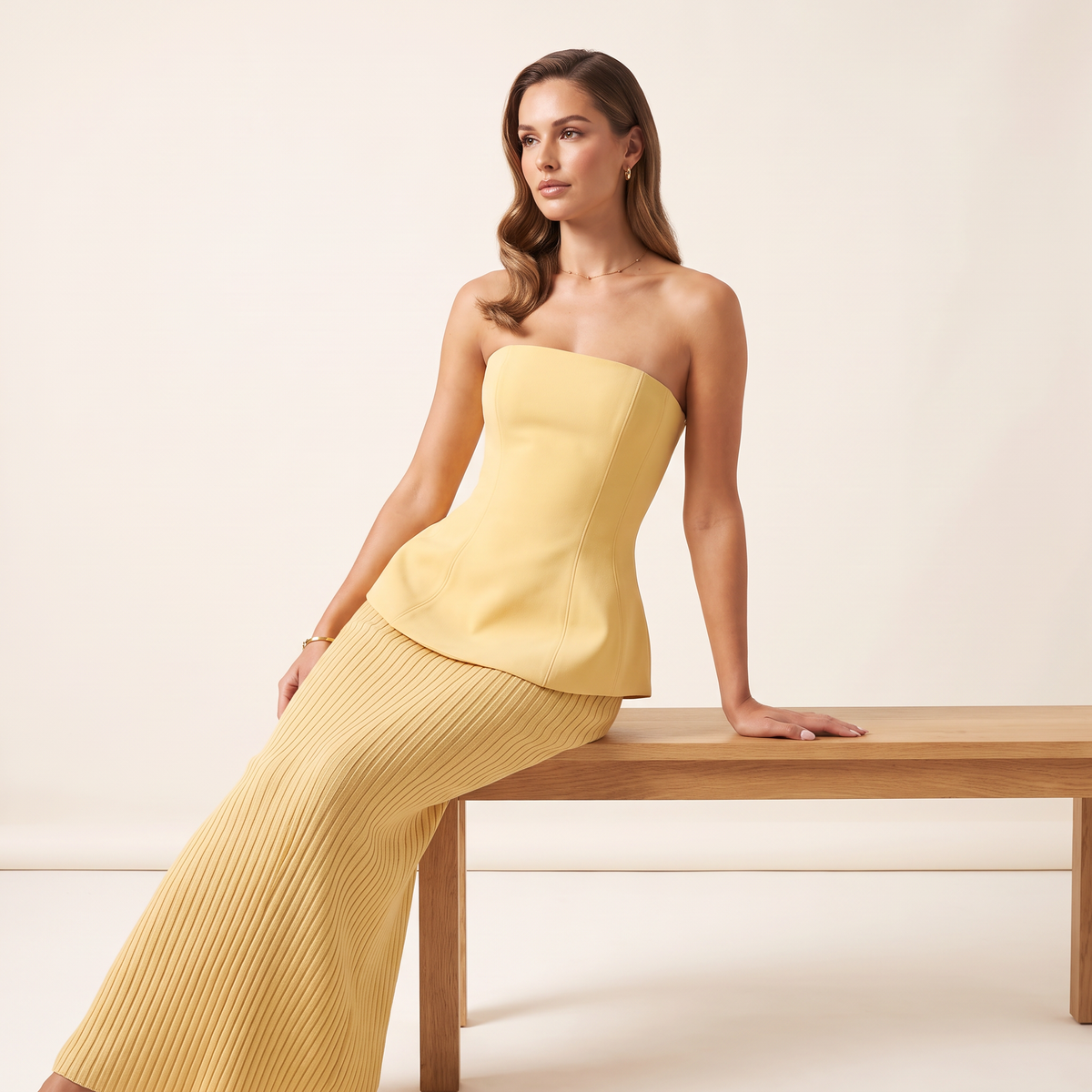 Aurevina strapless peplumtop met maxi-rok