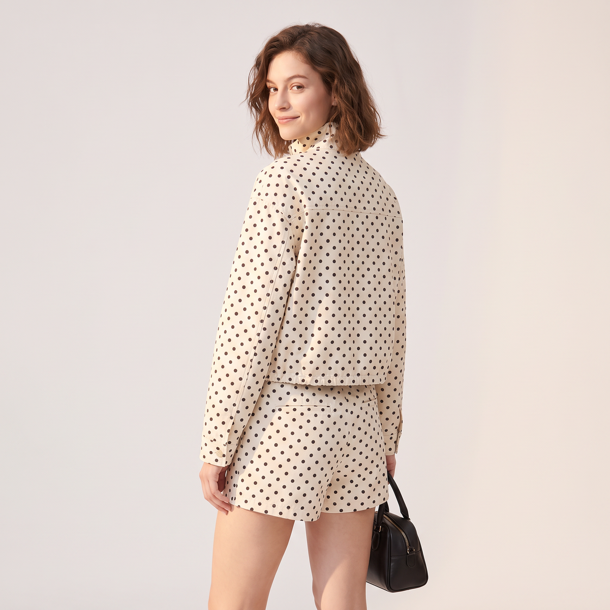 Averie set met stippenjack en short