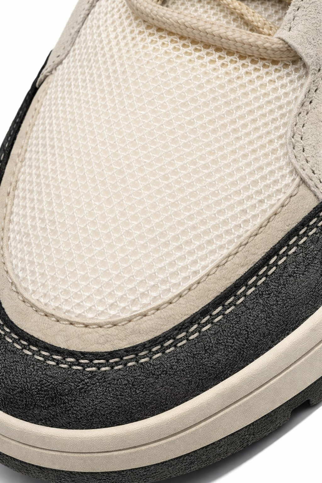 Mesh Panel Low-Top Skate Sneakers