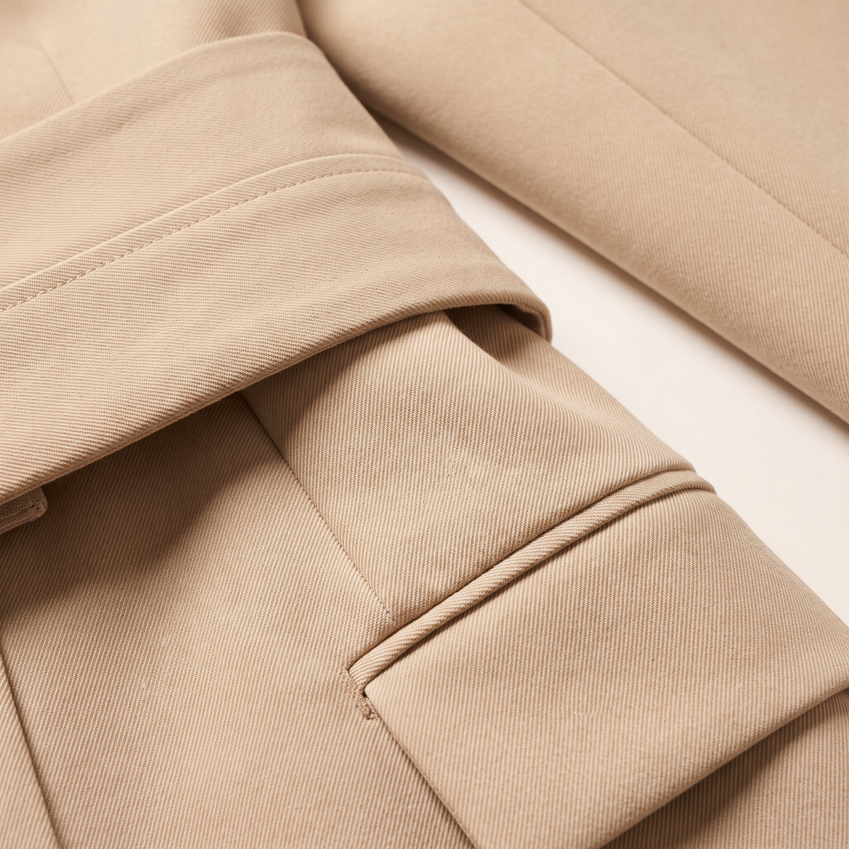 Celandra blazer met brede tailleband