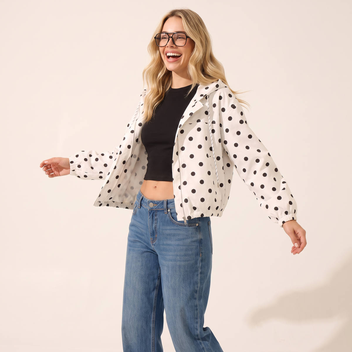 Delmira Jas met Capuchon en Stippen