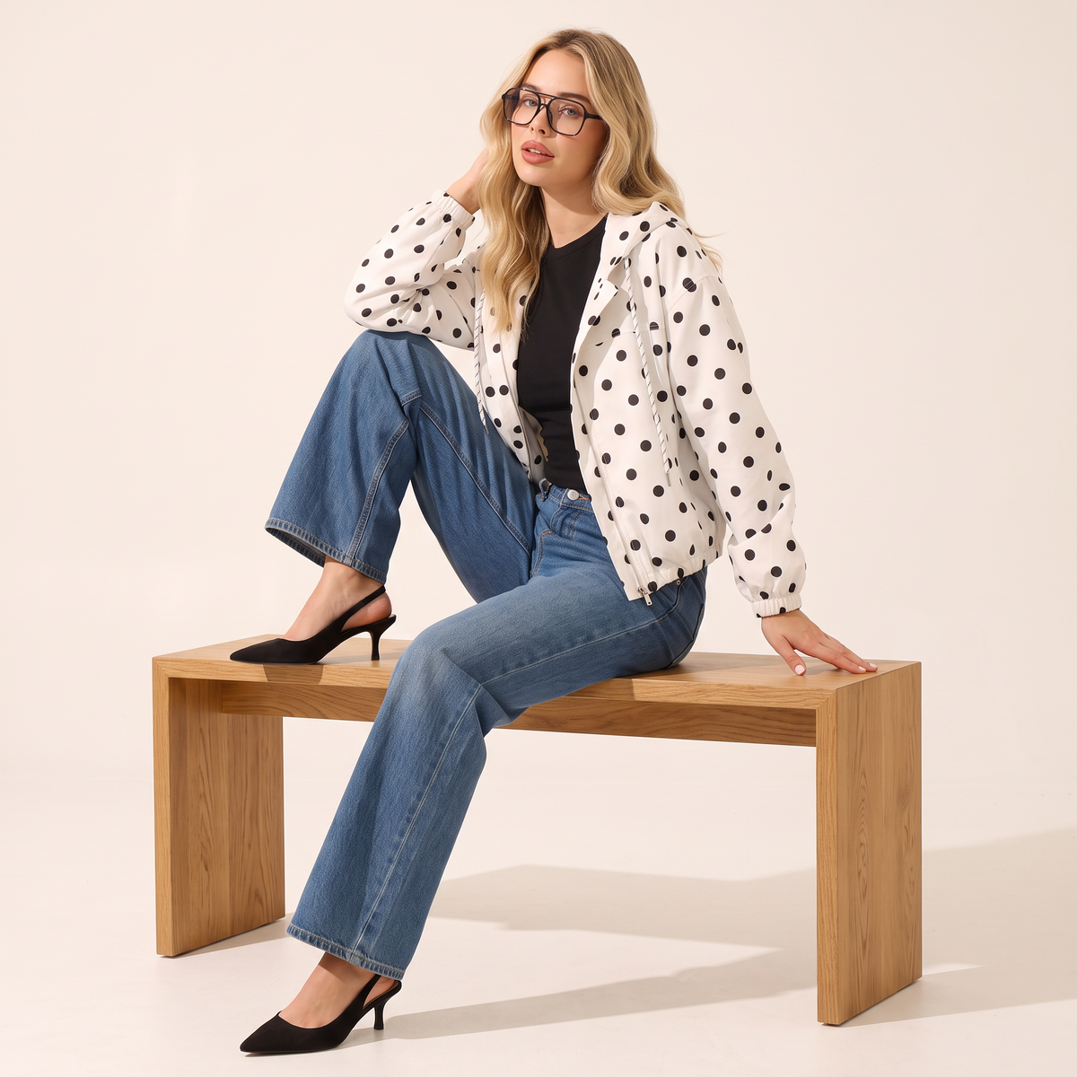 Delmira Jas met Capuchon en Stippen