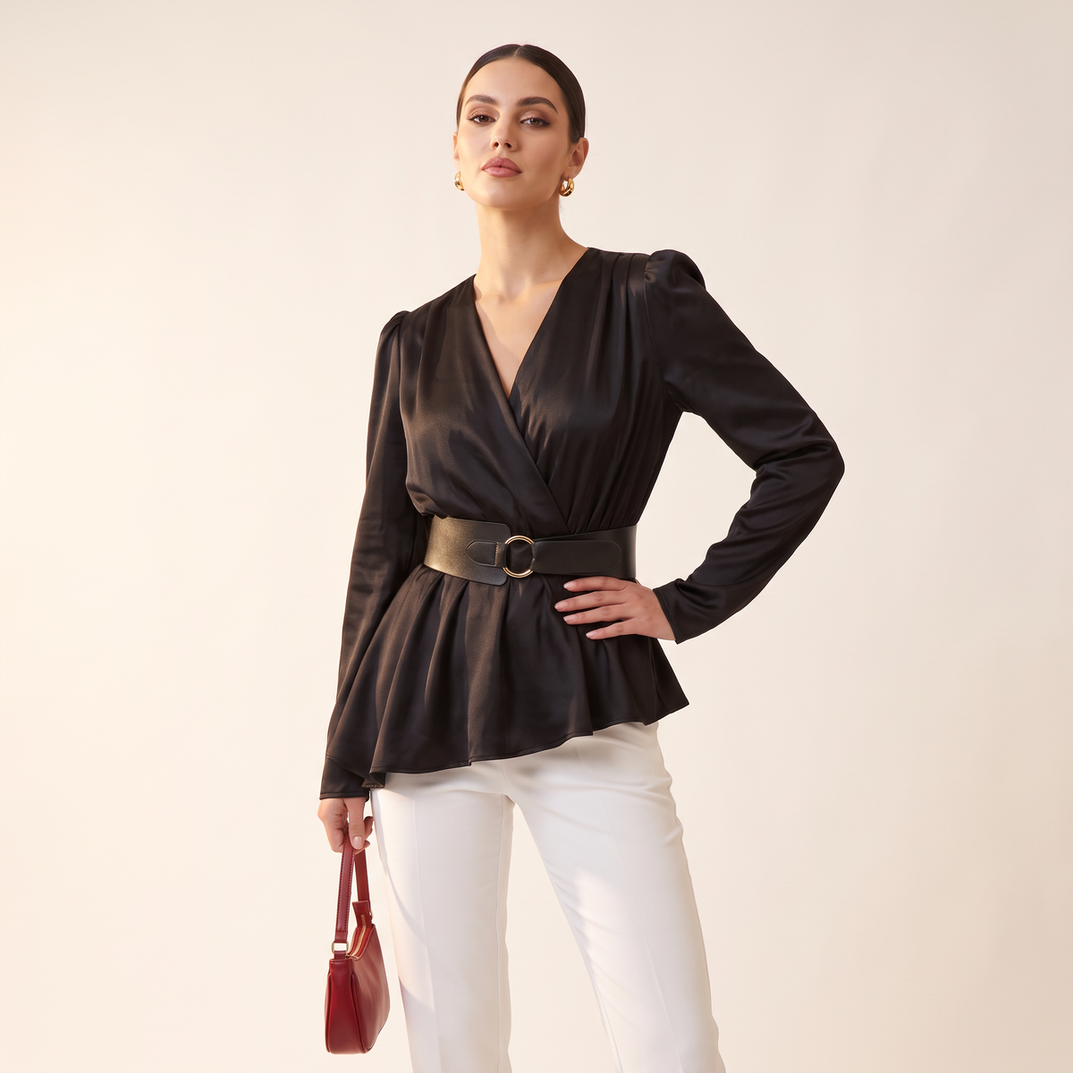 Evelora overslagblouse met ceintuur en peplum