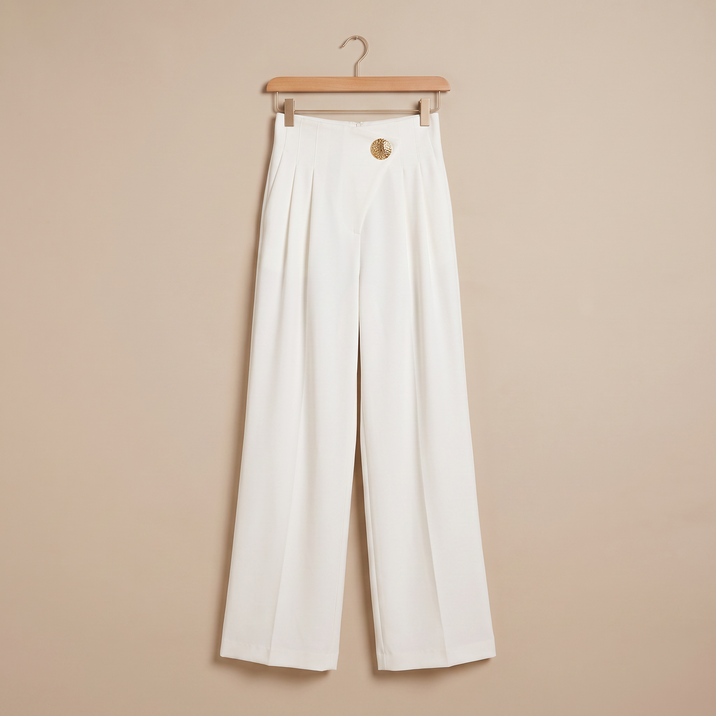 Odette broek met medaillondetail