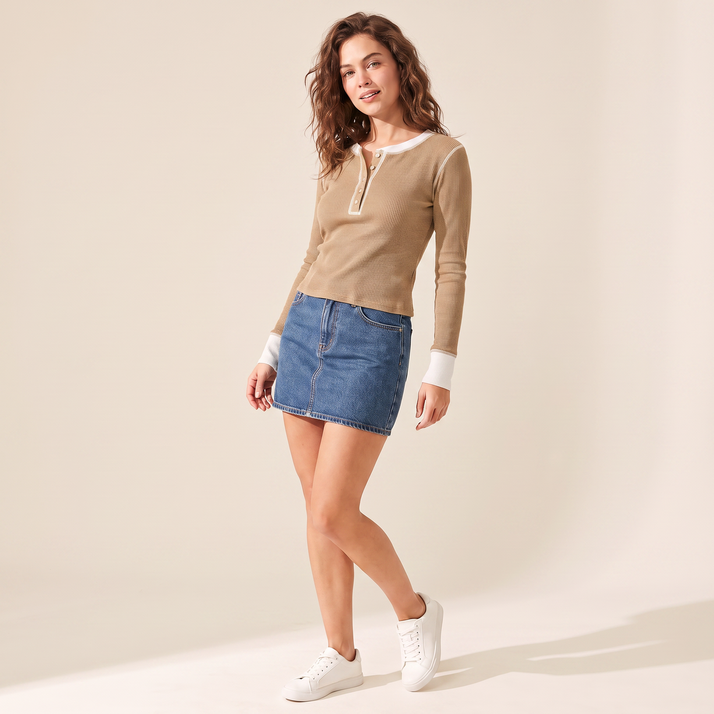 Nadine Korte Henley-top met Contrasterende Randen