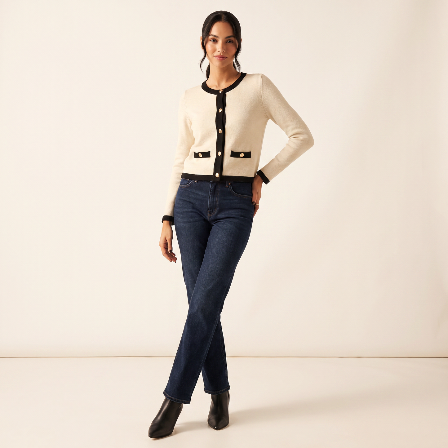 Camille vest met contrasterende bies