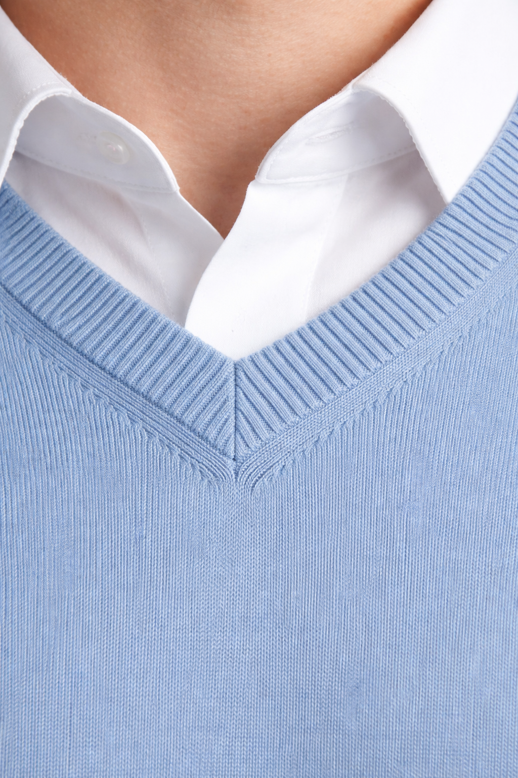 Men’s V-Neck Fine Knit Shirt