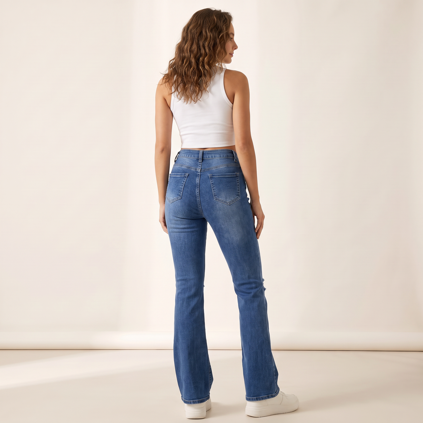 Romy Flare Jeans met Knie-Details