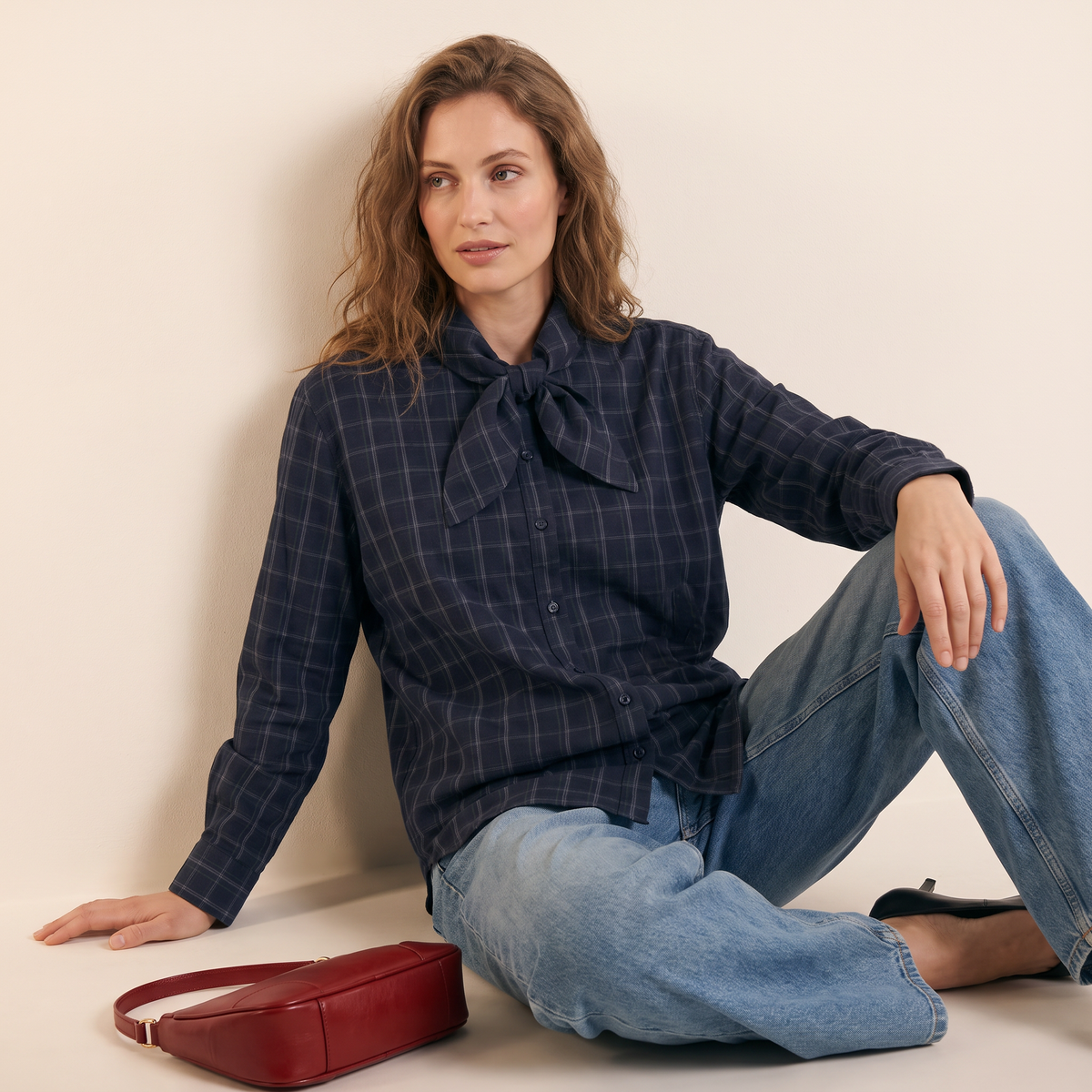 Ismera geruite blouse met strikhals