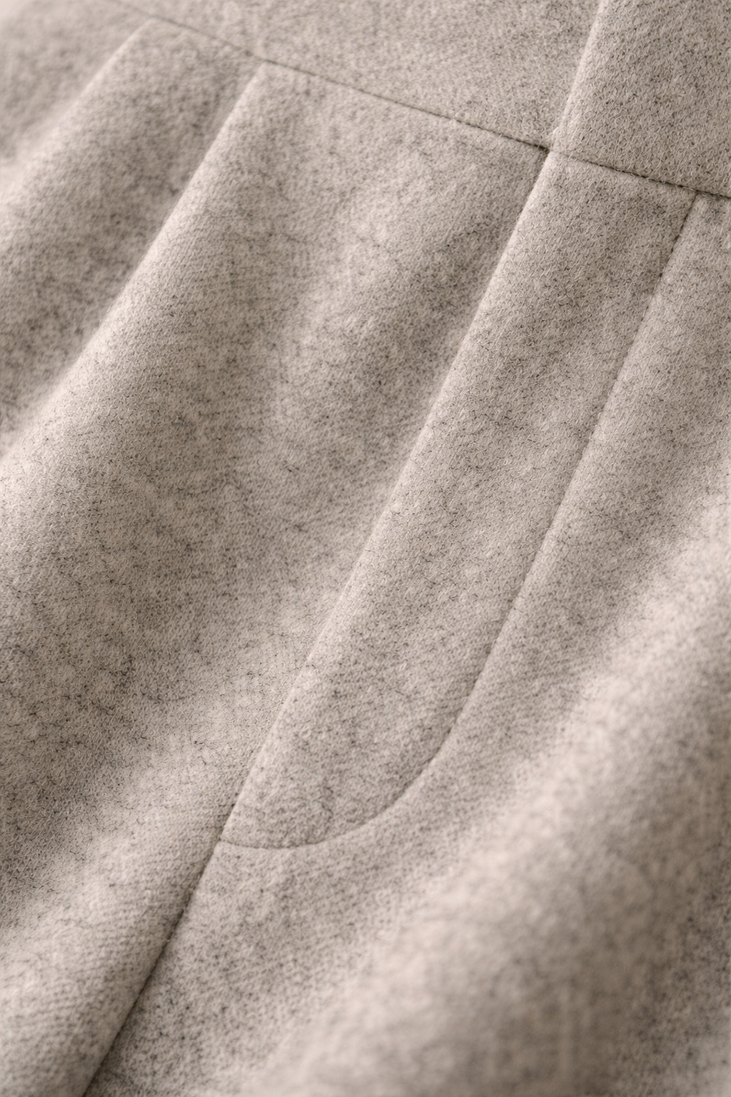 Core Pleat Trouser