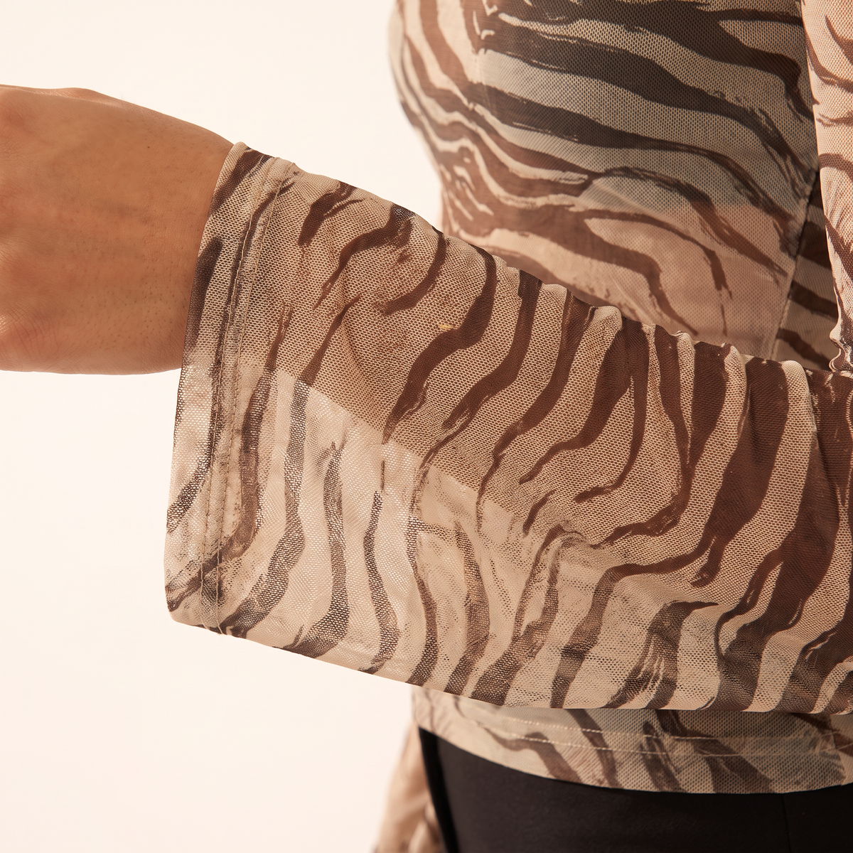 Tessara mesh top met dierenprint