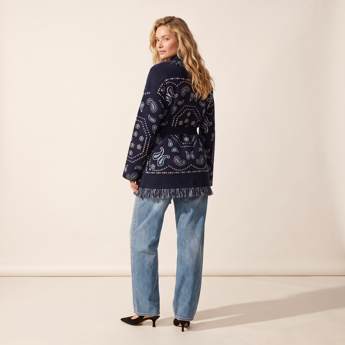 Nayelle paisleyvest met franjes