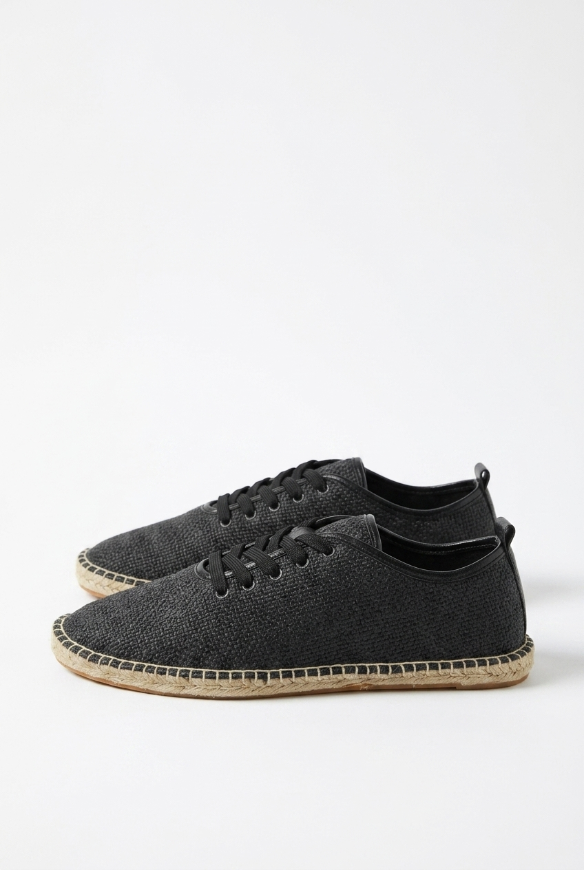 The Ashbourne Hemp Sneaker