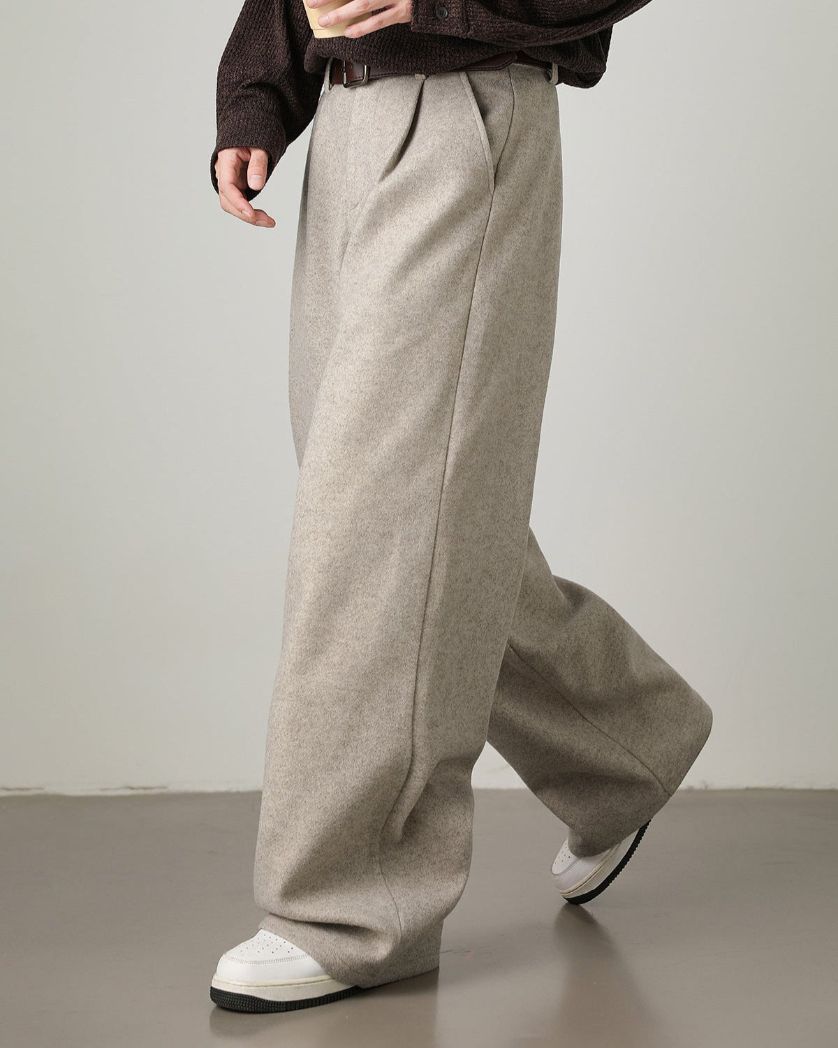 Core Pleat Trouser