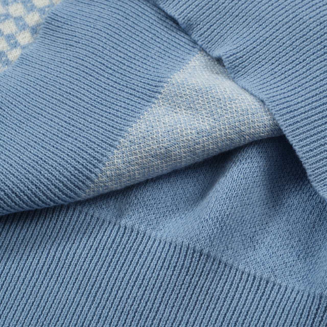 Men’s Blue Knit Short Sleeve Polo Shirt With Zip Collar And Geometric Pattern