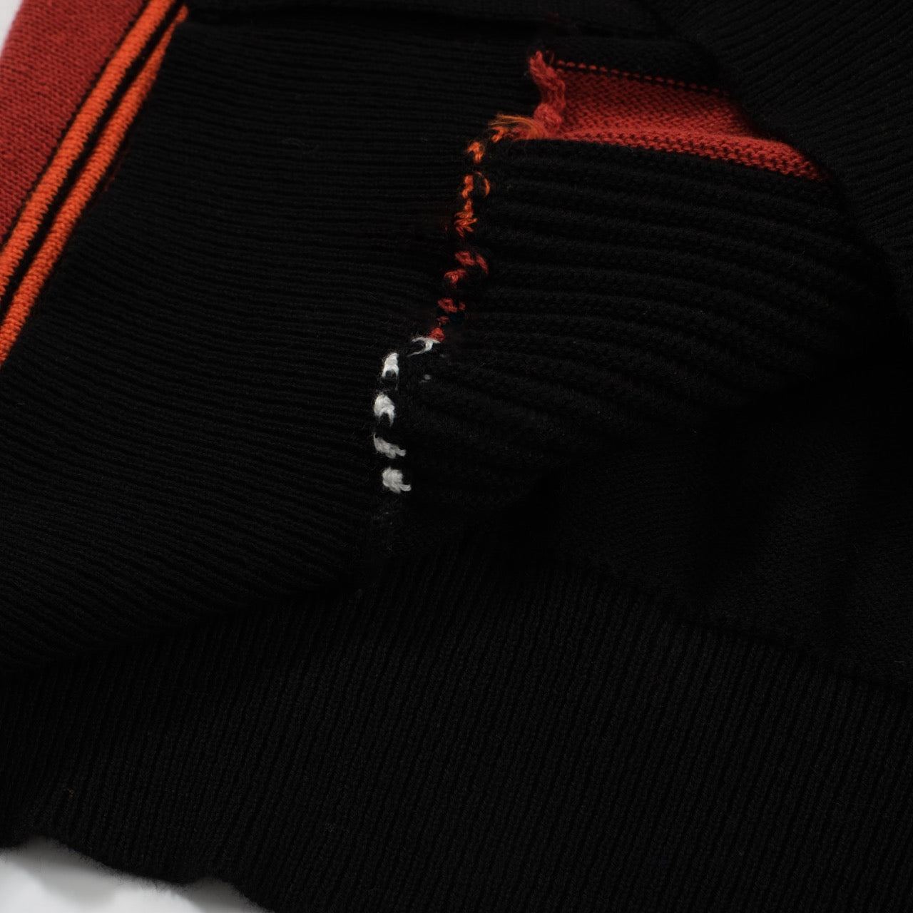 Men’s Black Knit Short Sleeve Polo Shirt With Vertical Stripe Pattern And Zip Collar