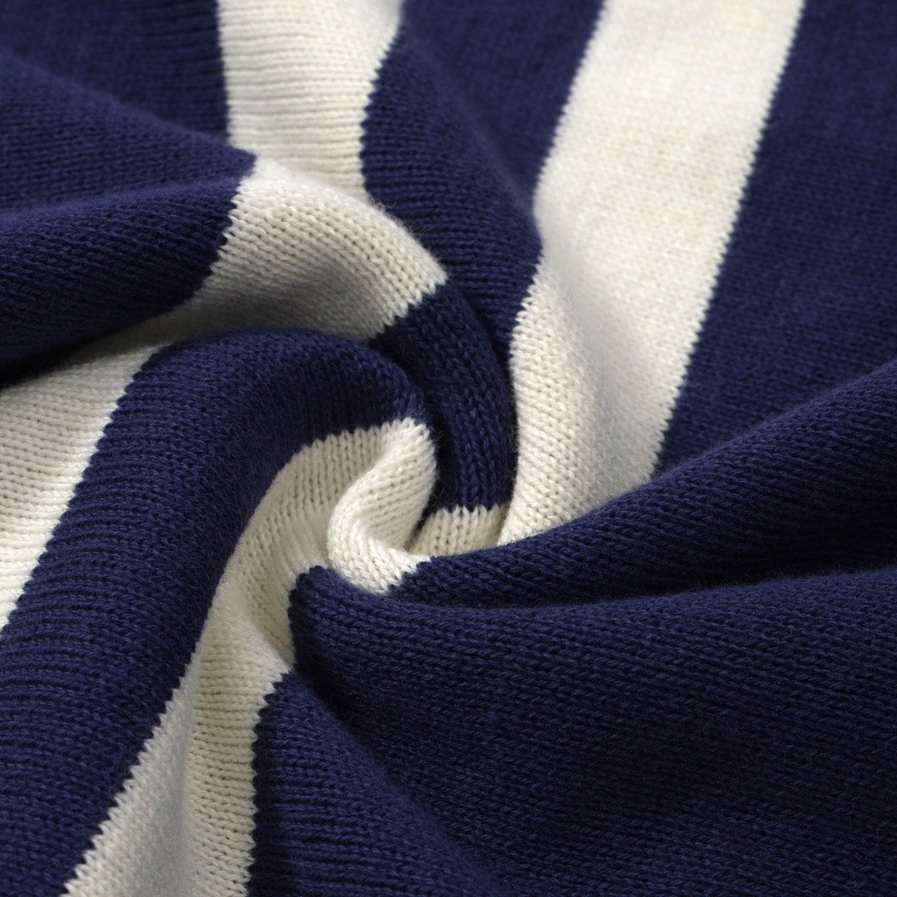 Men’s Navy Knitted Short Sleeve Shirt With Vertical Contrast Stripe