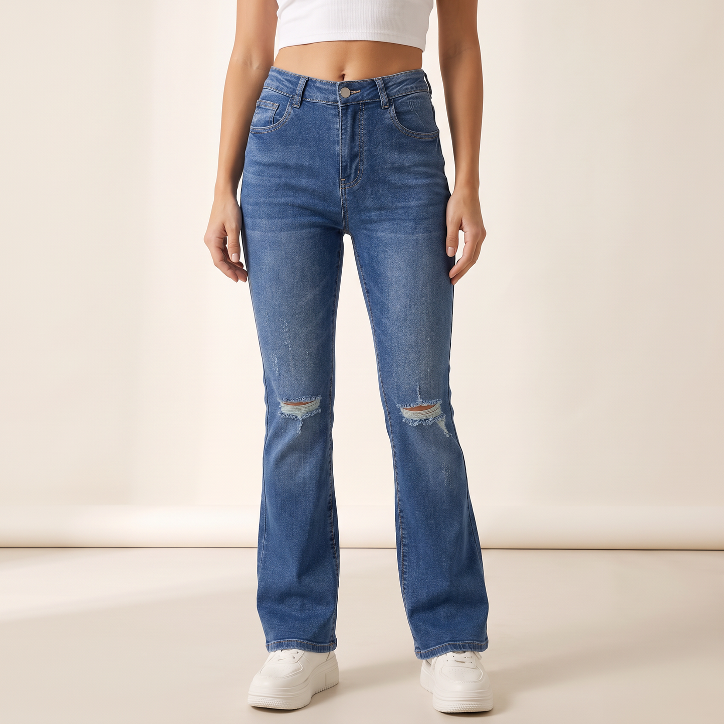 Romy Flare Jeans met Knie-Details