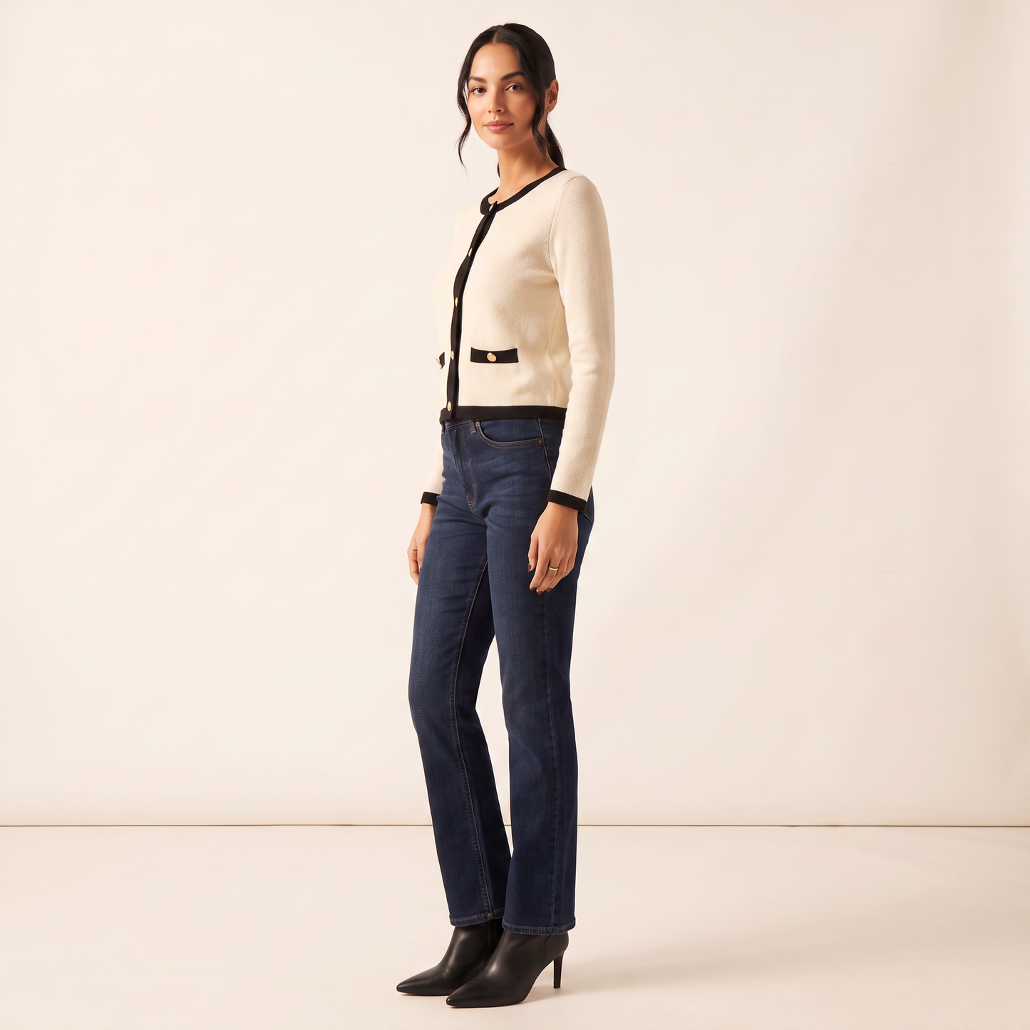 Camille vest met contrasterende bies