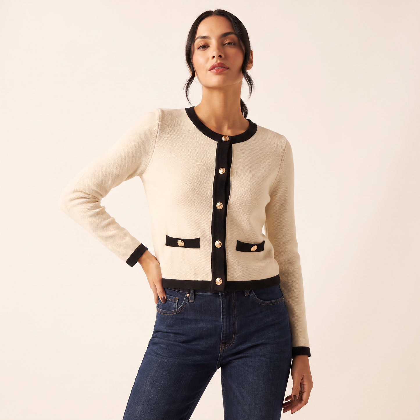 Camille vest met contrasterende bies