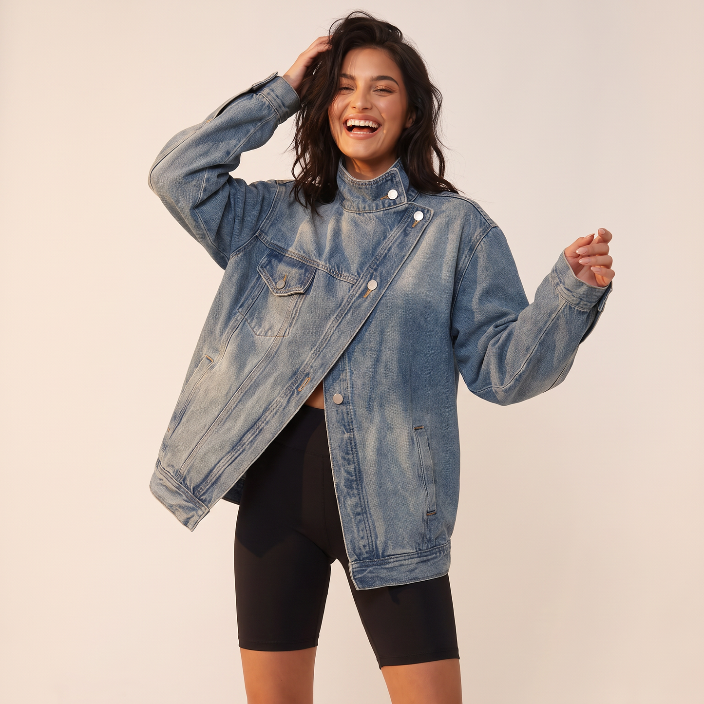 Kaia Asymmetrisch Denim Jack met Hoge Kraag