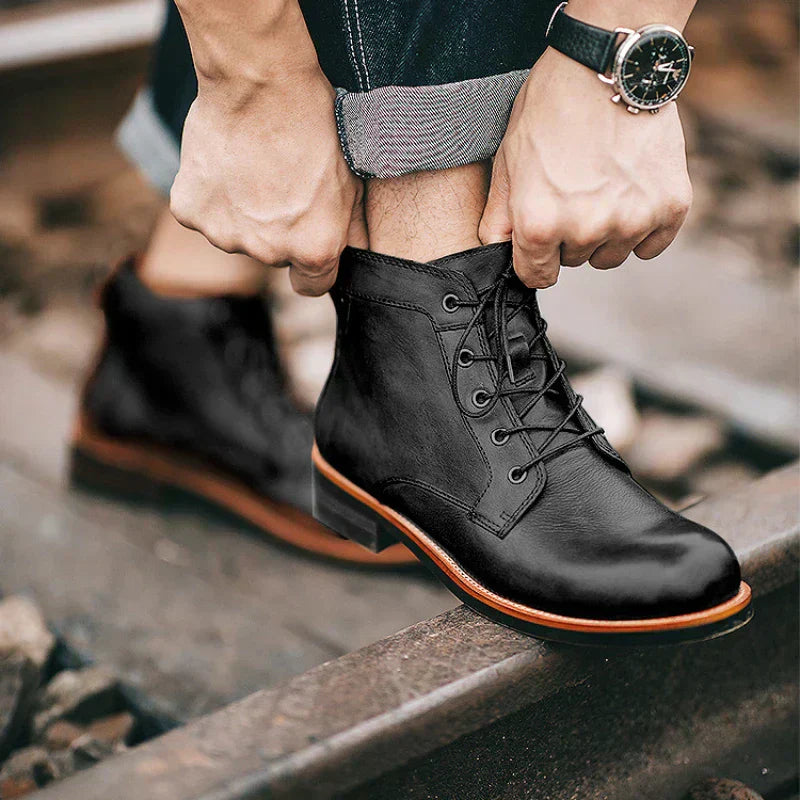 Men’s Heritage Lace-Up Ankle Boots With Structured Leather Upper