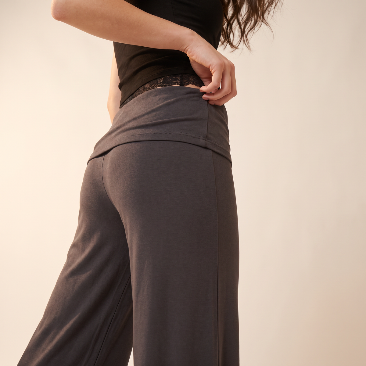 Soravie wijde broek met rokdetail