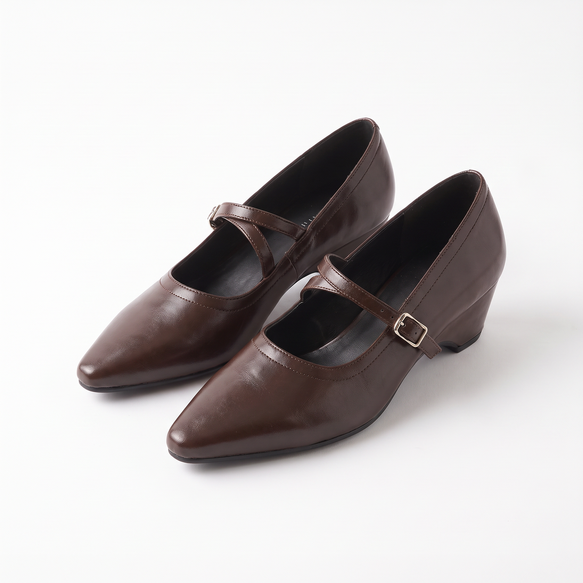 Tavessa puntige Mary Jane-pumps