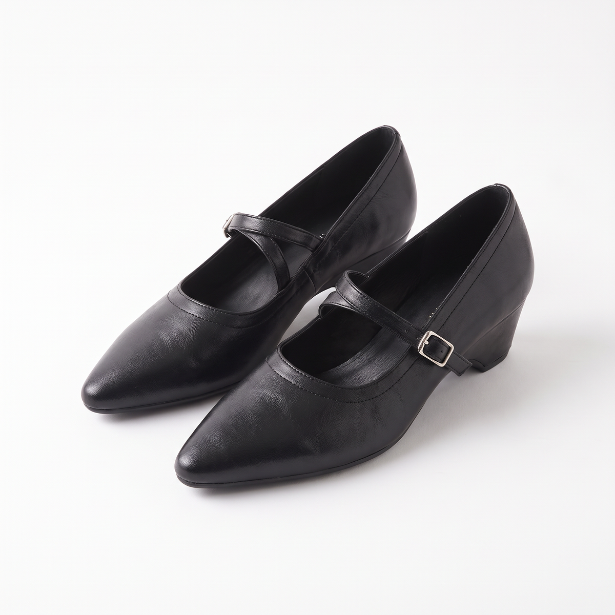 Tavessa puntige Mary Jane-pumps