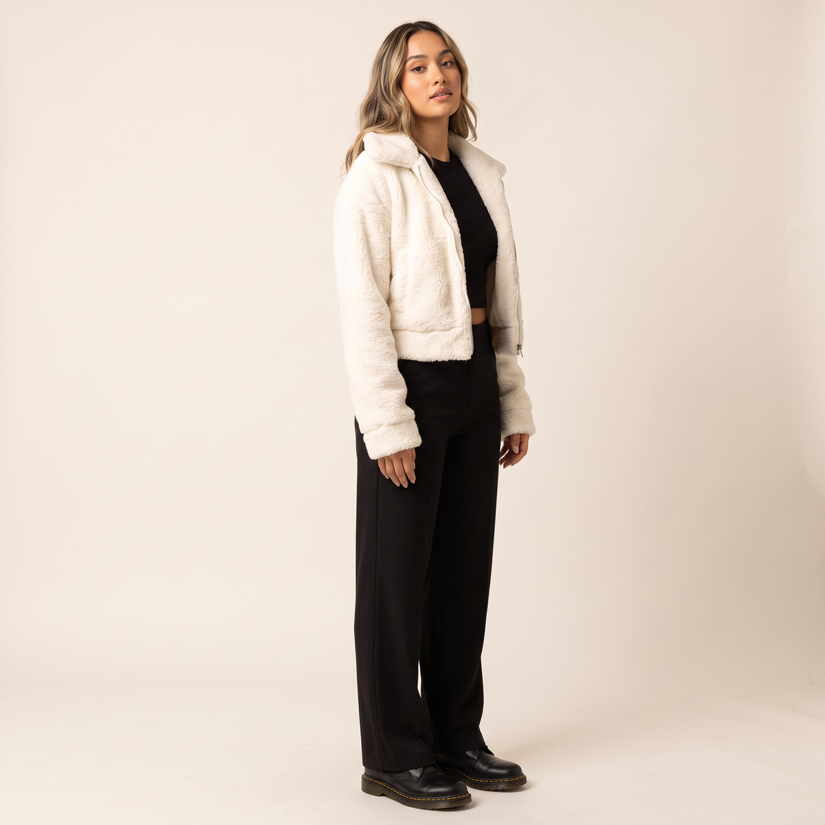 Vionna jack met textuur en ritssluiting