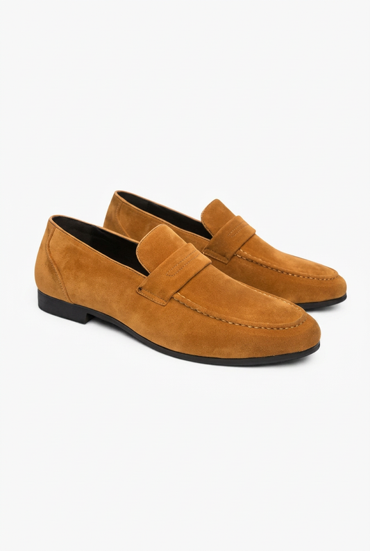 Noir Penny Loafer