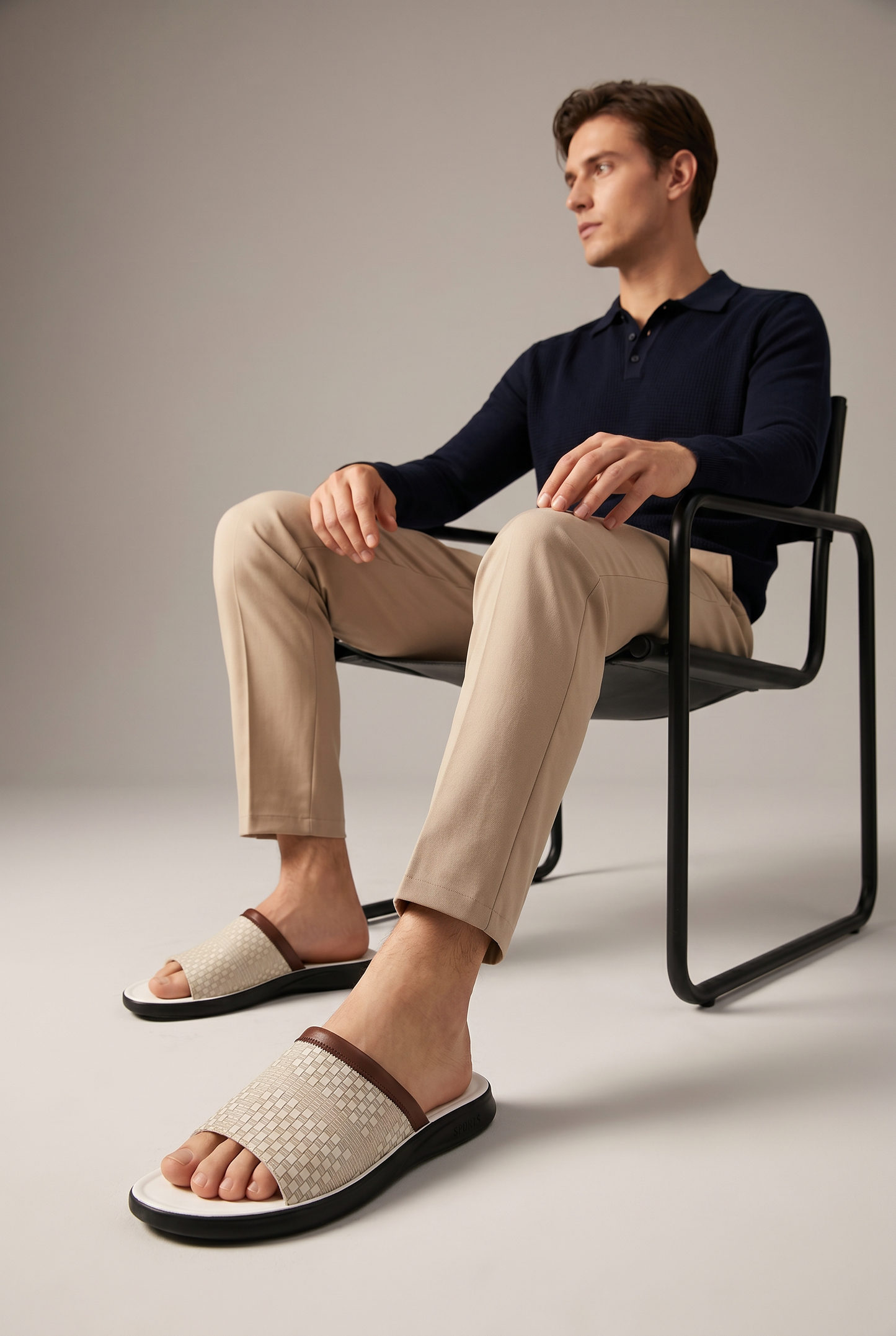 LoungeLux Comfort Slides