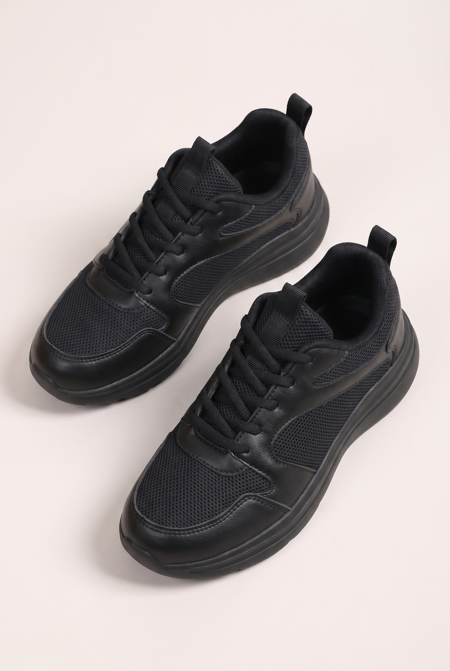 CoreBalance Walking Shoes