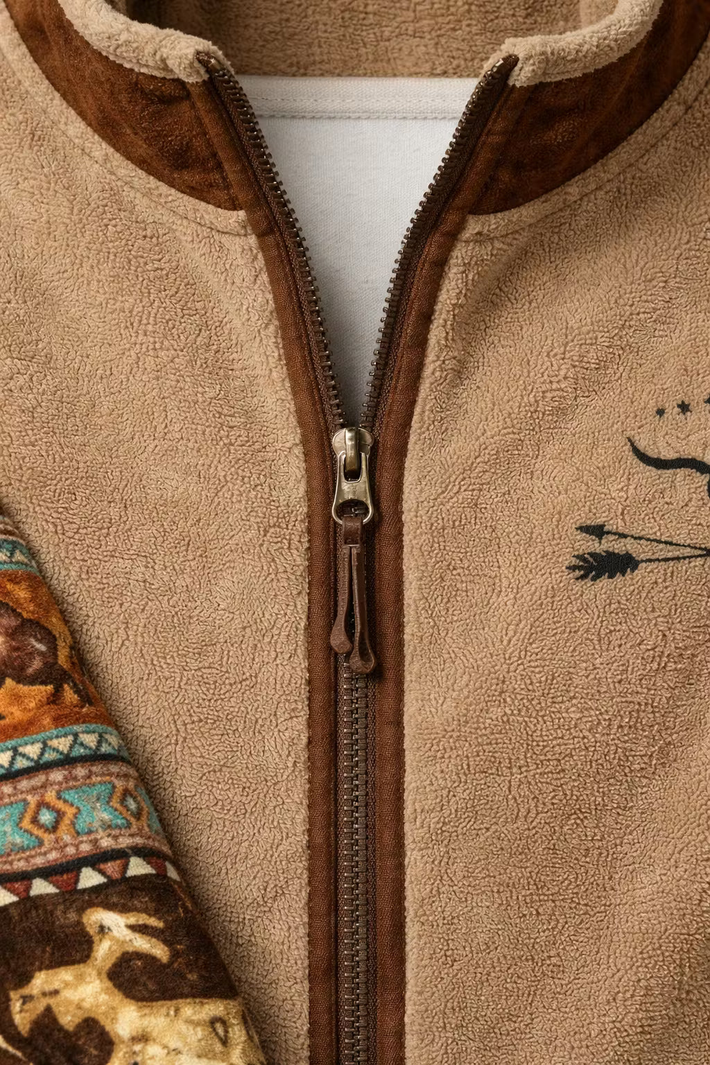 Men’s Fleece-Lined Zip Jacket With Patterned Sleeves