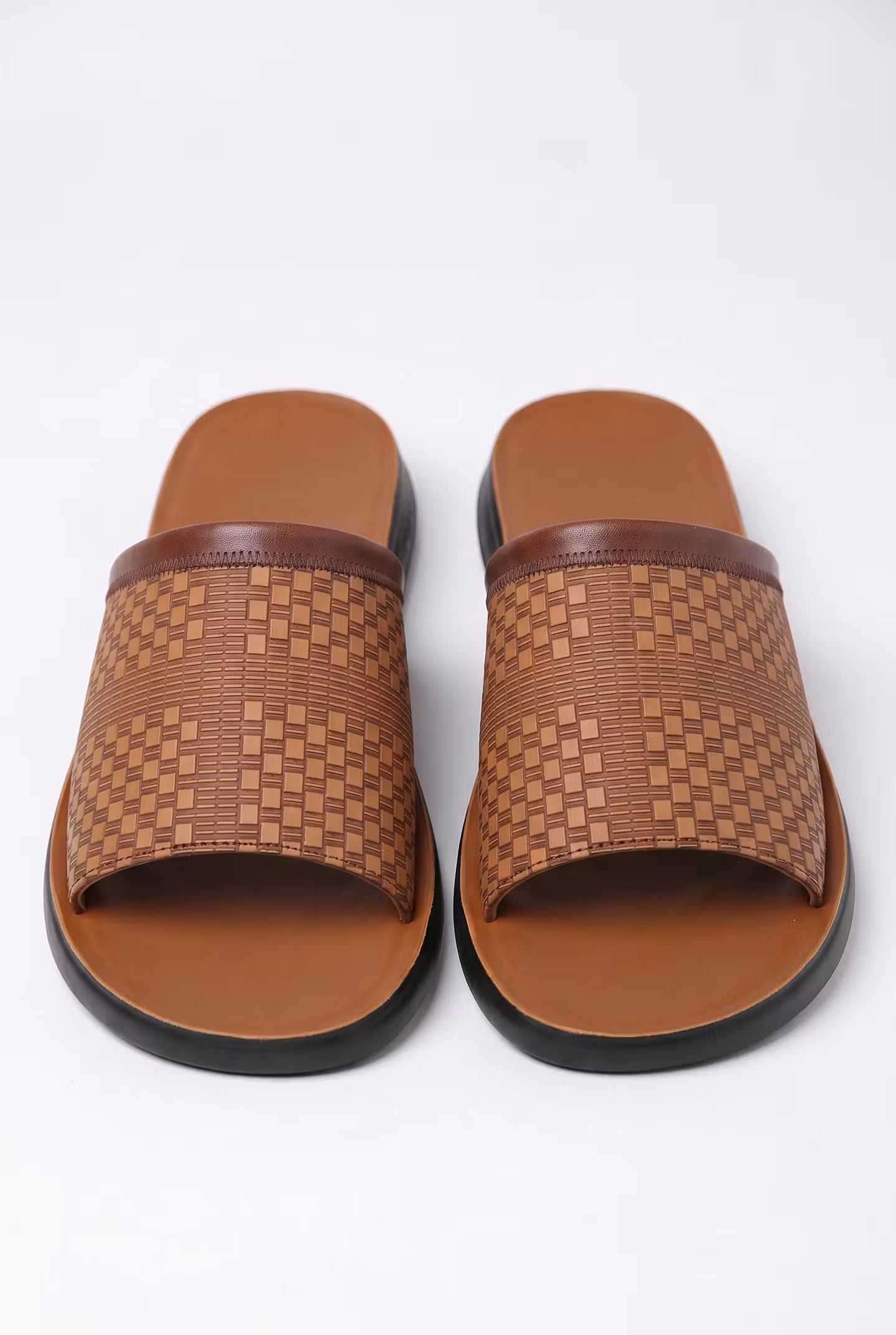 LoungeLux Comfort Slides