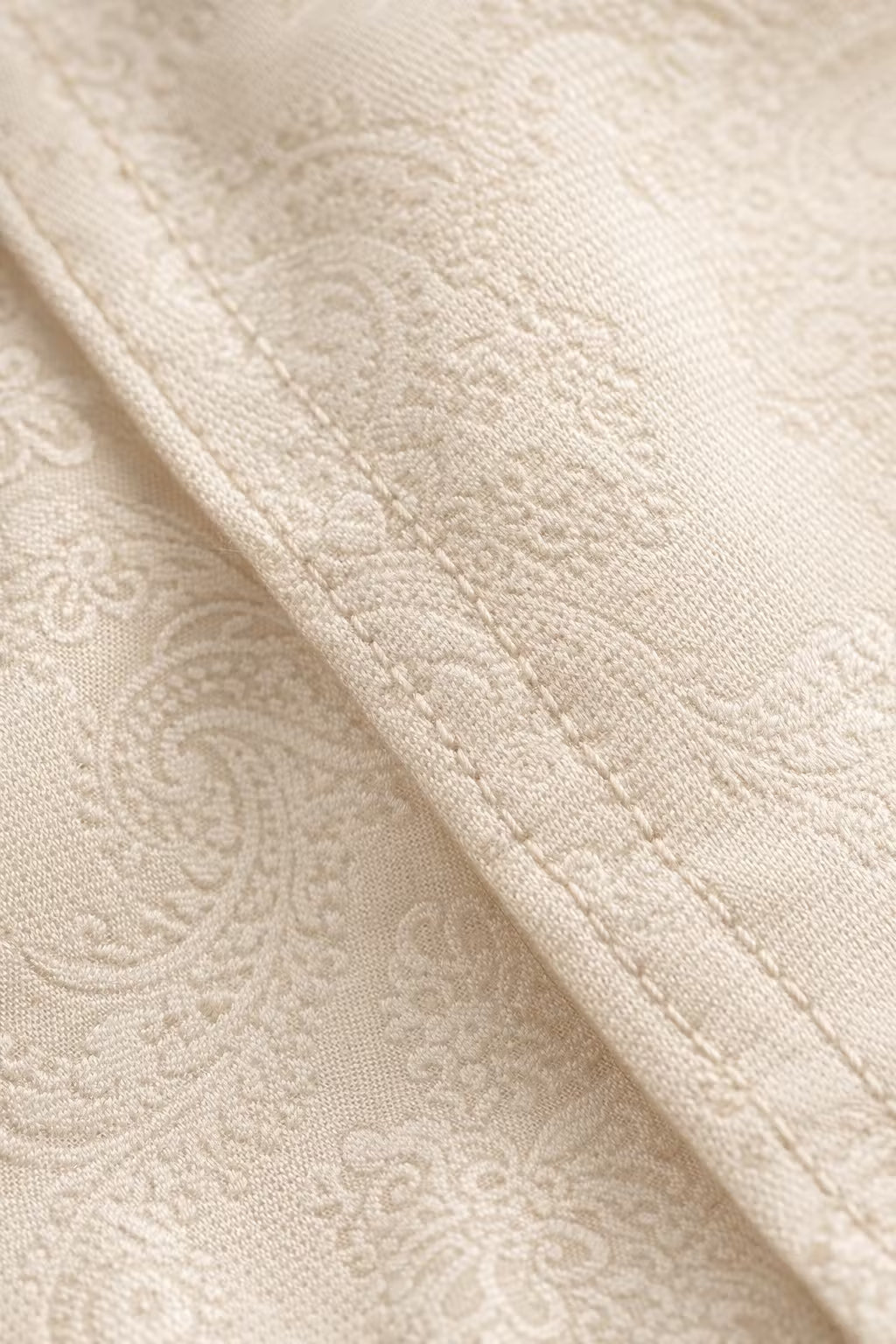 Paisley Jacquard Short Sleeve Button Shirt