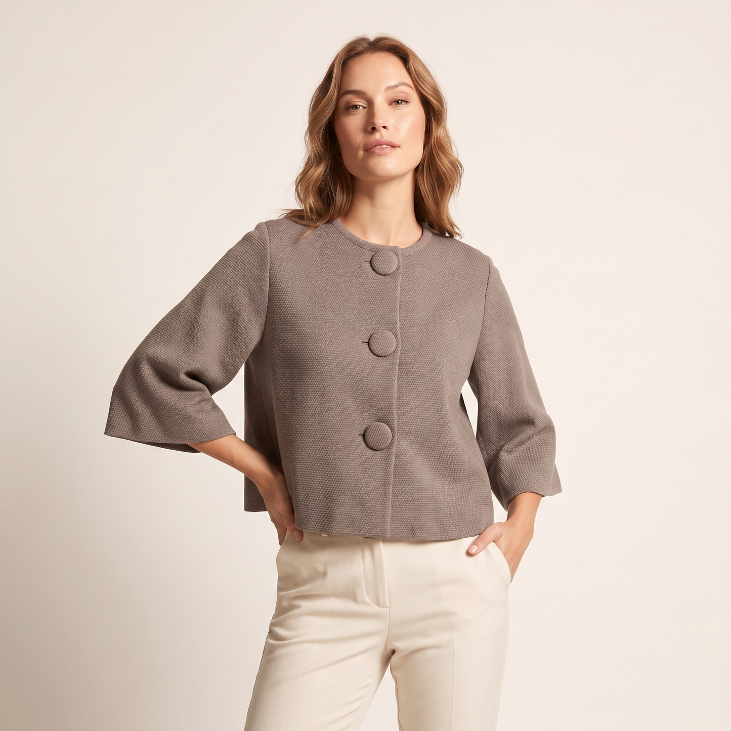 Studio vest met wijde mouwen