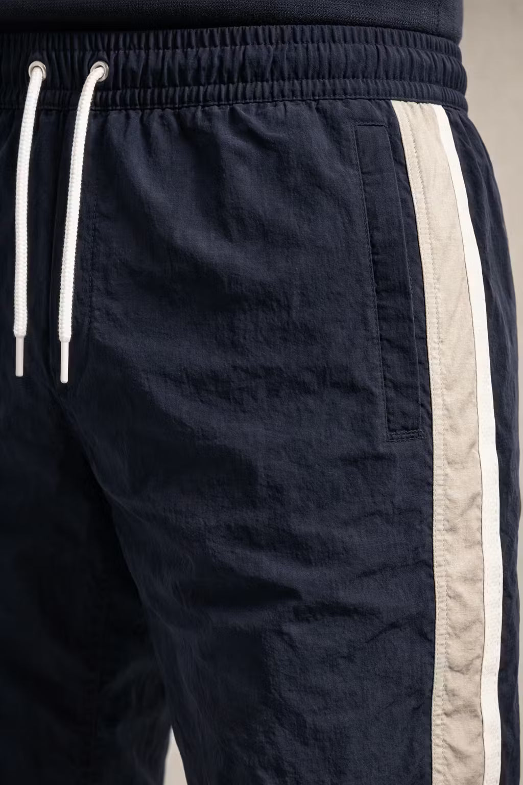 Thin Contrast Stripe Casual Sports Pants
