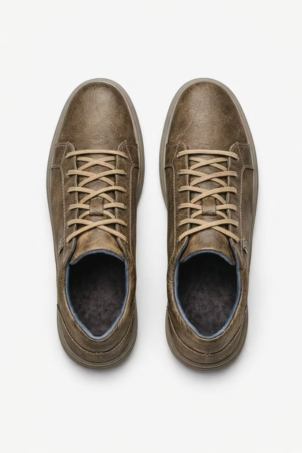 Vintage Grain Lace-Up Low-Top Sneakers